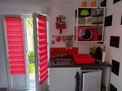 Cuisine ou kitchenette dans l'établissement Au Ch'ti Marnais. Gîte au cœur des vignes.
