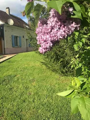 Jardin de l'établissement Cottage de charme à la campagne