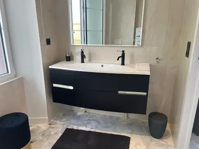 Salle de bains dans l'établissement Domaine Pierre Monnaie