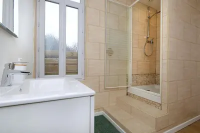 Salle de bains dans l'établissement Charmant Studio à 10 min de la gare