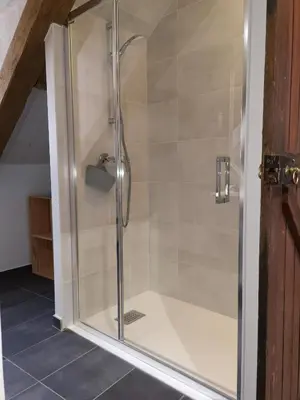 Salle de bains dans l'établissement Au Terminus 15 Personnes