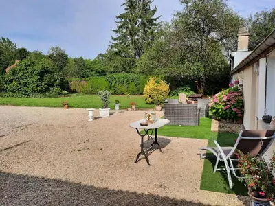 Jardin de l'établissement Le gite du passage