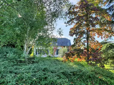 Jardin de l'établissement Le Cèdre