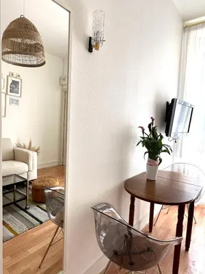Coin salon dans l'établissement La Petite Rémoise - Hyper Centre