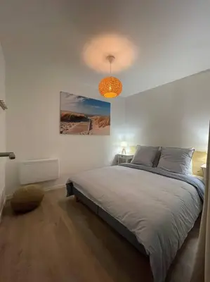 Un ou plusieurs lits dans un hébergement de l'établissement Appartement T2 La Ferté Gaucher à 200m du centre