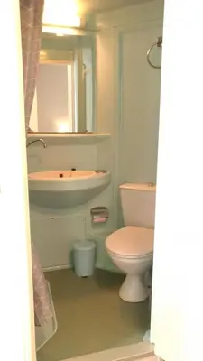 Salle de bains dans l'établissement Le gite du mazagran