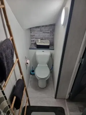 Salle de bains dans l'établissement Studio Quai 1 Voie A parking gratuit
