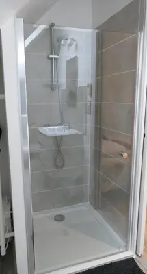 Salle de bains dans l'établissement Le Cosy de Roseline