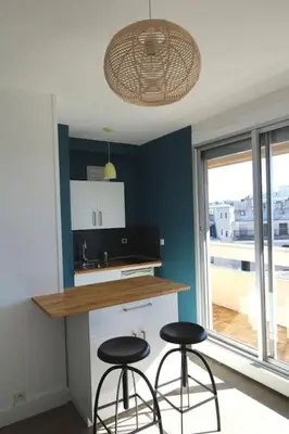 Cuisine ou kitchenette dans l'établissement Studio- avec parking- proche Cathedrale
