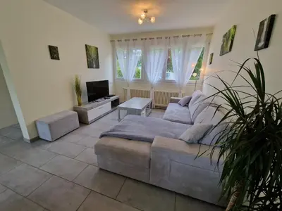 Coin salon dans l'établissement Le gîte du Rousselet