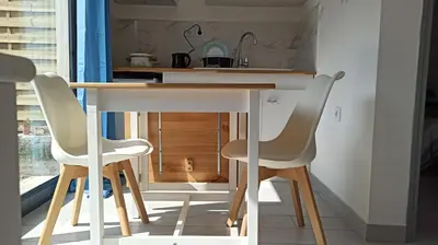 Plan de l'établissement Maisonnette entière et privée, 600m de la gare