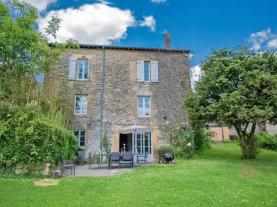 Jardin de l'établissement Gite du Bois
