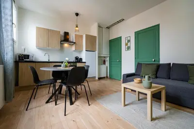 Cuisine ou kitchenette dans l'établissement Appartement Centre-Ville 2/4 personnes