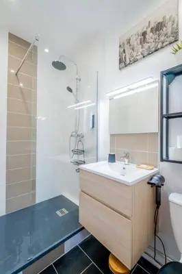 Salle de bains dans l'établissement Wellness Bubble - Cathédrale - Hypercentre