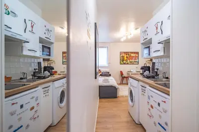 Cuisine ou kitchenette dans l'établissement ExploreReims - the Friendliest place proche gare et centre