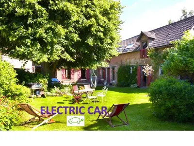 Jardin de l'établissement La FERME DU TILLEUL Chambres d hôtes tout conforts - familiale - entre amis - pro