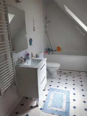 Salle de bains dans l'établissement Chambres d'hôtes chez particulier