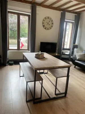 Coin salon dans l'établissement Superbe appartement face au Château - 2 chambres 5 pers - VERLAINE