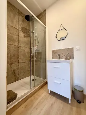Salle de bains dans l'établissement Château de Belleaucourt
