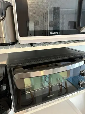 Cuisine ou kitchenette dans l'établissement Appartement avec vue sur jardin Paris-Disney-Parking privé 'PKN MEAUX'