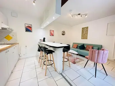 Cuisine ou kitchenette dans l'établissement Appartement Confidentiel