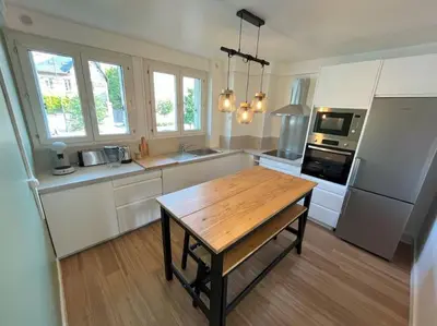 Cuisine ou kitchenette dans l'établissement GÎTES Maisons de Champagnes