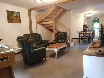 Coin salon dans l'établissement Le moulin de la Goutelle