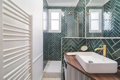 Salle de bains dans l'établissement Champagne Central - Exceptionnel 3 chambres