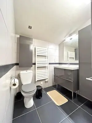 Salle de bains dans l'établissement Le Domaine
