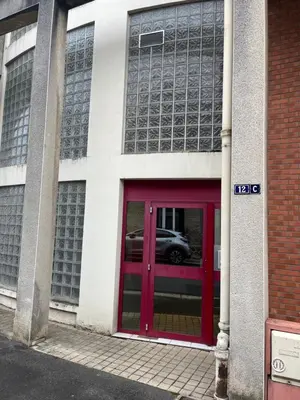 Façade ou entrée de l'établissement ANTOINE, madamedemconciergerie