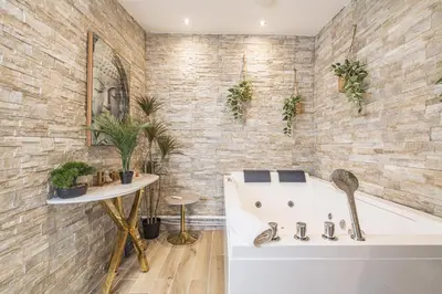 Plan de l'établissement Pentagone 1 SPA PRIVE