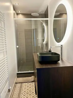 Salle de bains dans l'établissement Champagne des Anges - Proche Cathédrale de Reims