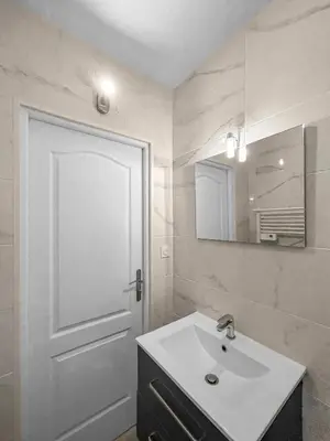 Salle de bains dans l'établissement DARETSOLUTION