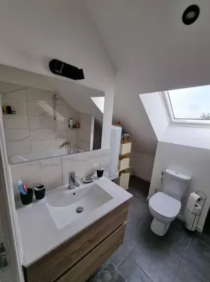 Salle de bains dans l'établissement Cosy appartement proche Disneyland