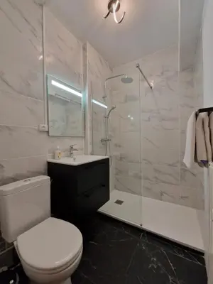 Salle de bains dans l'établissement Studio avenue de Champagne