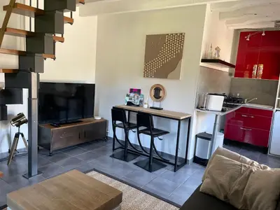 Coin salon dans l'établissement Cosy sur Ourcq