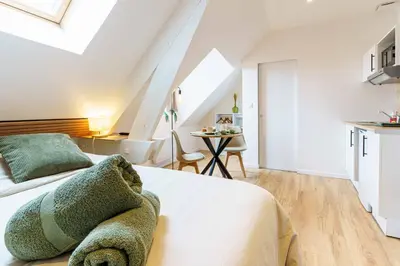 Cuisine ou kitchenette dans l'établissement Studio Chaleureux 2 pers wifi