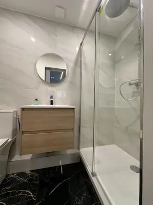 Salle de bains dans l'établissement Charmant Studio Robespierre