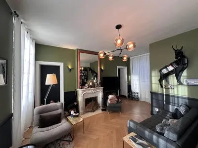 Coin salon dans l'établissement Le SAN - Chambre d'hôtes INCLUSIVE & ÉCORESPONSABLE