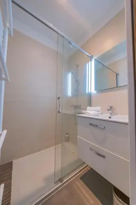 Salle de bains dans l'établissement Le Boulingrin - 4 apartments