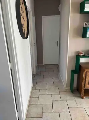 Plan de l'établissement Grand Appartement le Saint Marceaux Reims centre