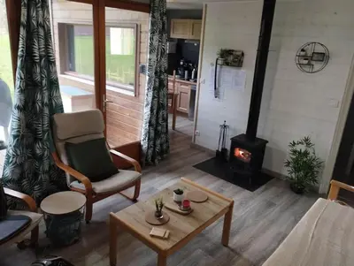 Coin salon dans l'établissement Gîte n°4, en pleine nature, frontalier