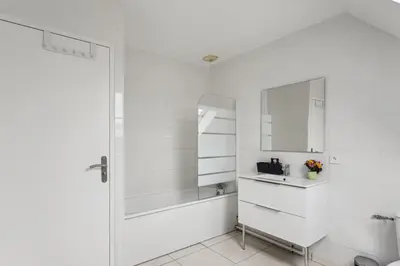 Salle de bains dans l'établissement Chic friendly and spacious house