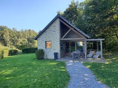 Jardin de l'établissement Gîte n° 20, en pleine nature, frontalier