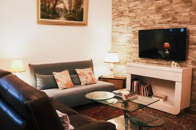 Télévision ou salle de divertissement dans l'établissement L'Alouette - Appartement 60m2 PMR