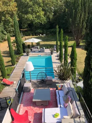 Piscine de l'établissement LA VIGNERAIE ou située à proximité
