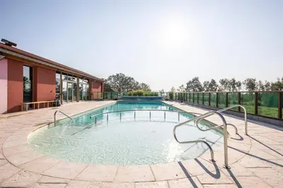 Piscine de l'établissement ArdenParks Signy L'Abbaye ou située à proximité