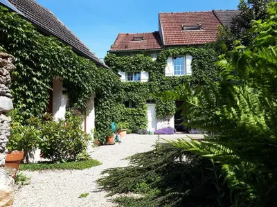 Jardin de l'établissement Nature, rivière et calme (A 25 min de Disneyland)