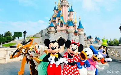 Enfants séjournant dans l'établissement Cottage les Ecuries, pleine nature, proche Disney-Paris