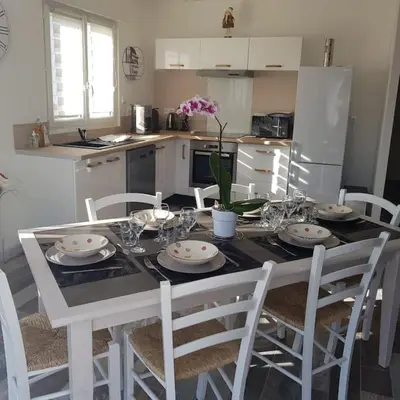 Cuisine ou kitchenette dans l'établissement au p'tit bonheur